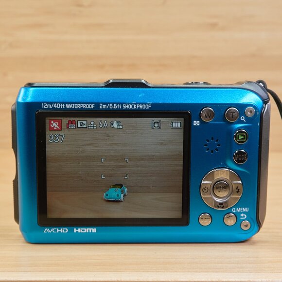 Panasonic Lumix DMC-TS3 / 12.1MP Rugged Waterproof Camera / Full HD Video / Blue - Picture 4 of 7